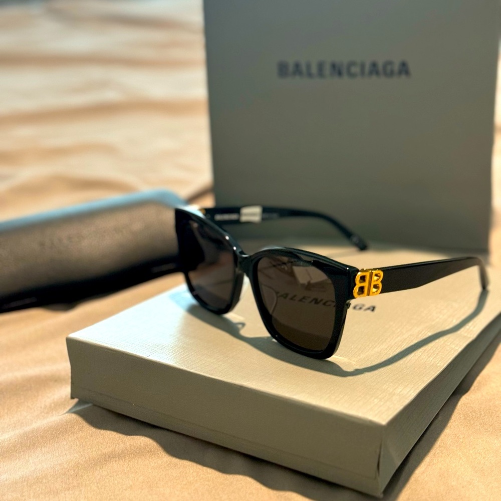 Brand new black Balenciaga sunglasses